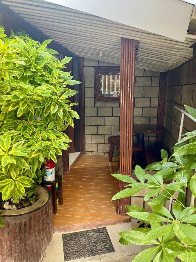 Chislyk Inn Ел Нидо Екстериор снимка